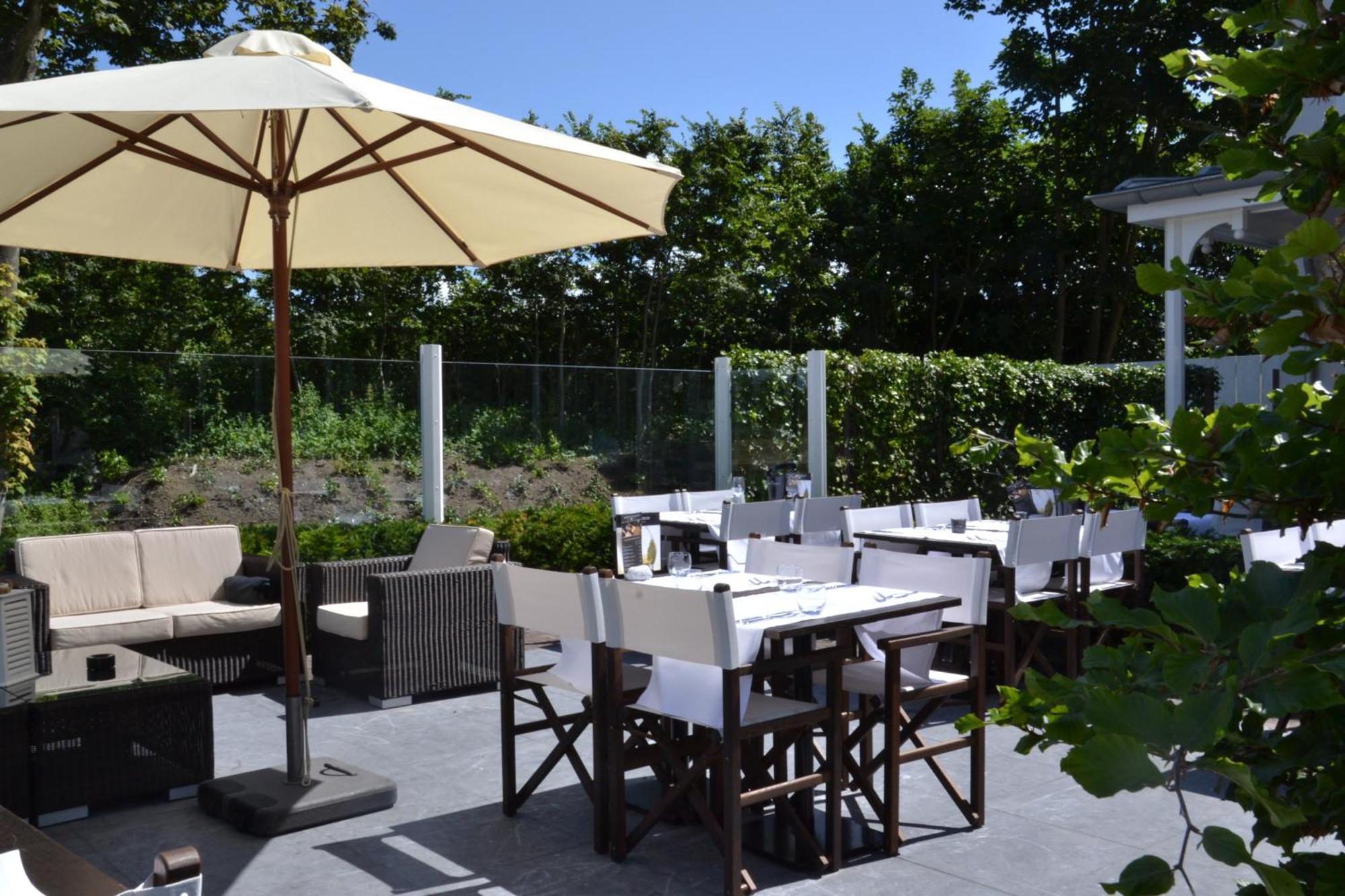 Fletcher Hotel-Restaurant Duinzicht Ouddorp Exteriör bild